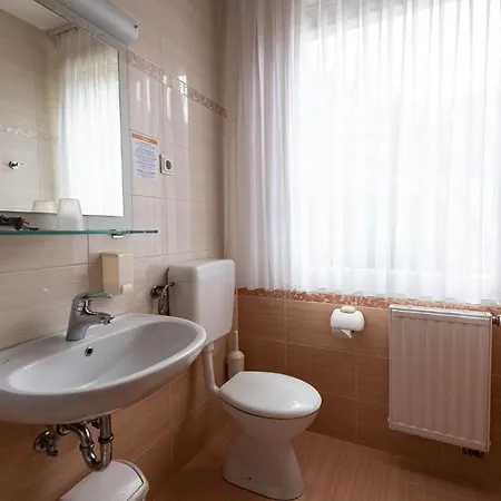 Apartmaji In Sobe Ramar Гостевой дом Straza