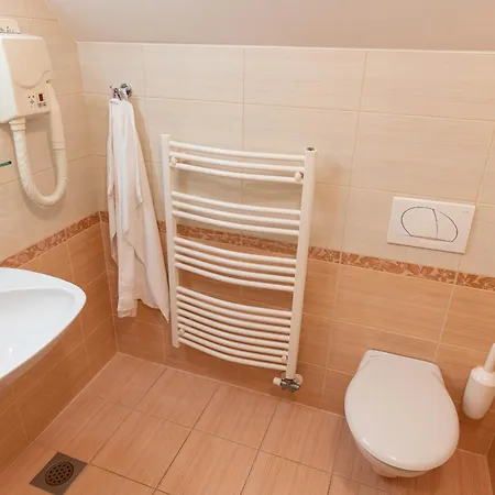 Apartmaji In Sobe Ramar 3*