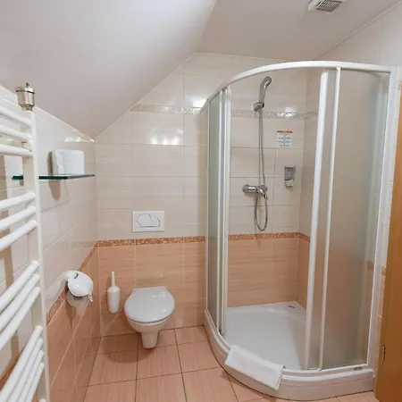 Apartmaji In Sobe Ramar 3*