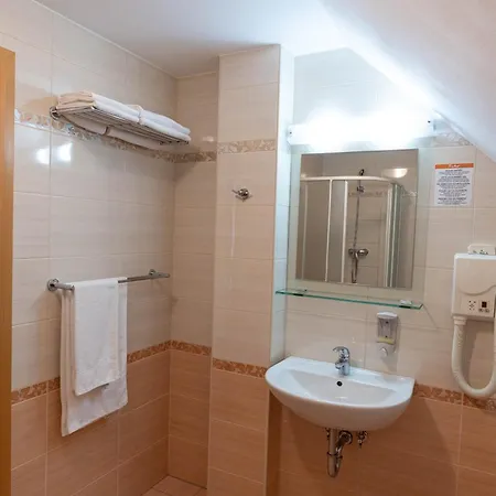 Apartmaji In Sobe Ramar Penzion