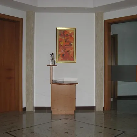 Apartmaji In Sobe Ramar Straza