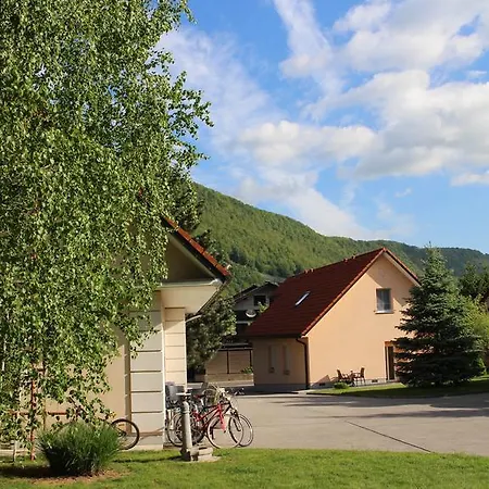 Konukevi Apartmaji In Sobe Ramar 3*