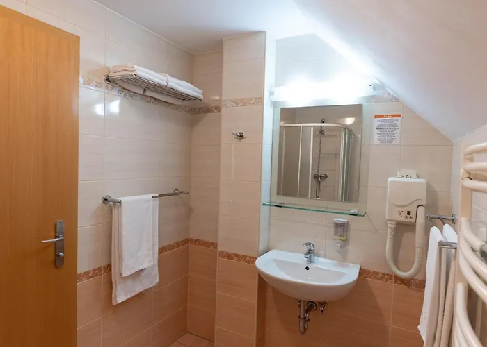 Apartmaji In Sobe Ramar בית הארחה