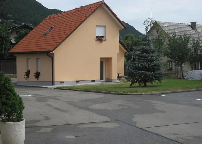 Affittacamere Apartmaji In Sobe Ramar 3*