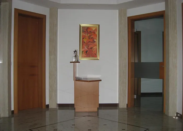 Apartmaji In Sobe Ramar Straza