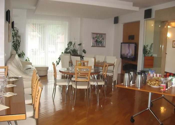 בית הארחה Apartmaji In Sobe Ramar 3*