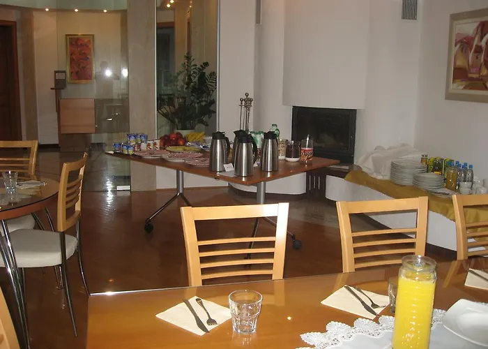 Apartmaji In Sobe Ramar 3*